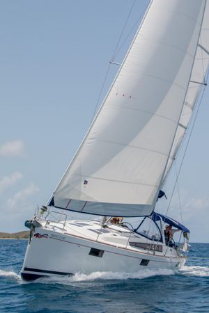 Beneteau Oceanis 48 A Nice Monohull Sailboat To Charter
