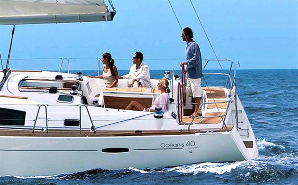 What Is A Skippered Yacht Charter