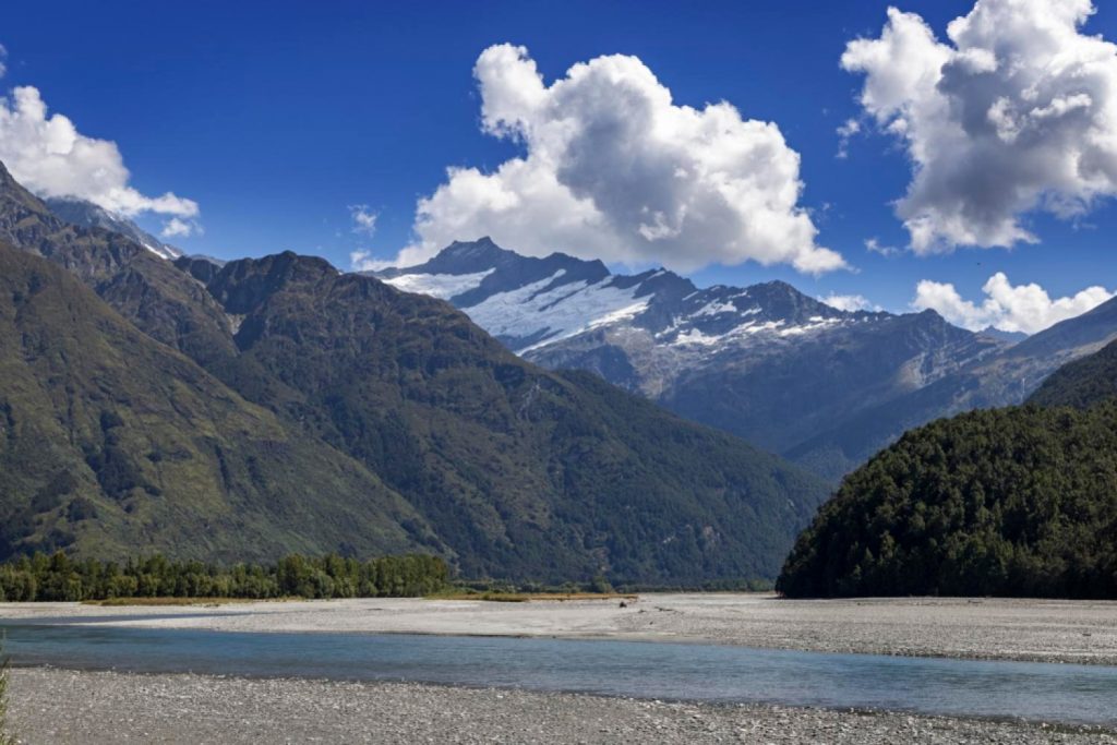 New Zealand Yachting Discovering The Land Of The Long White Cloud.