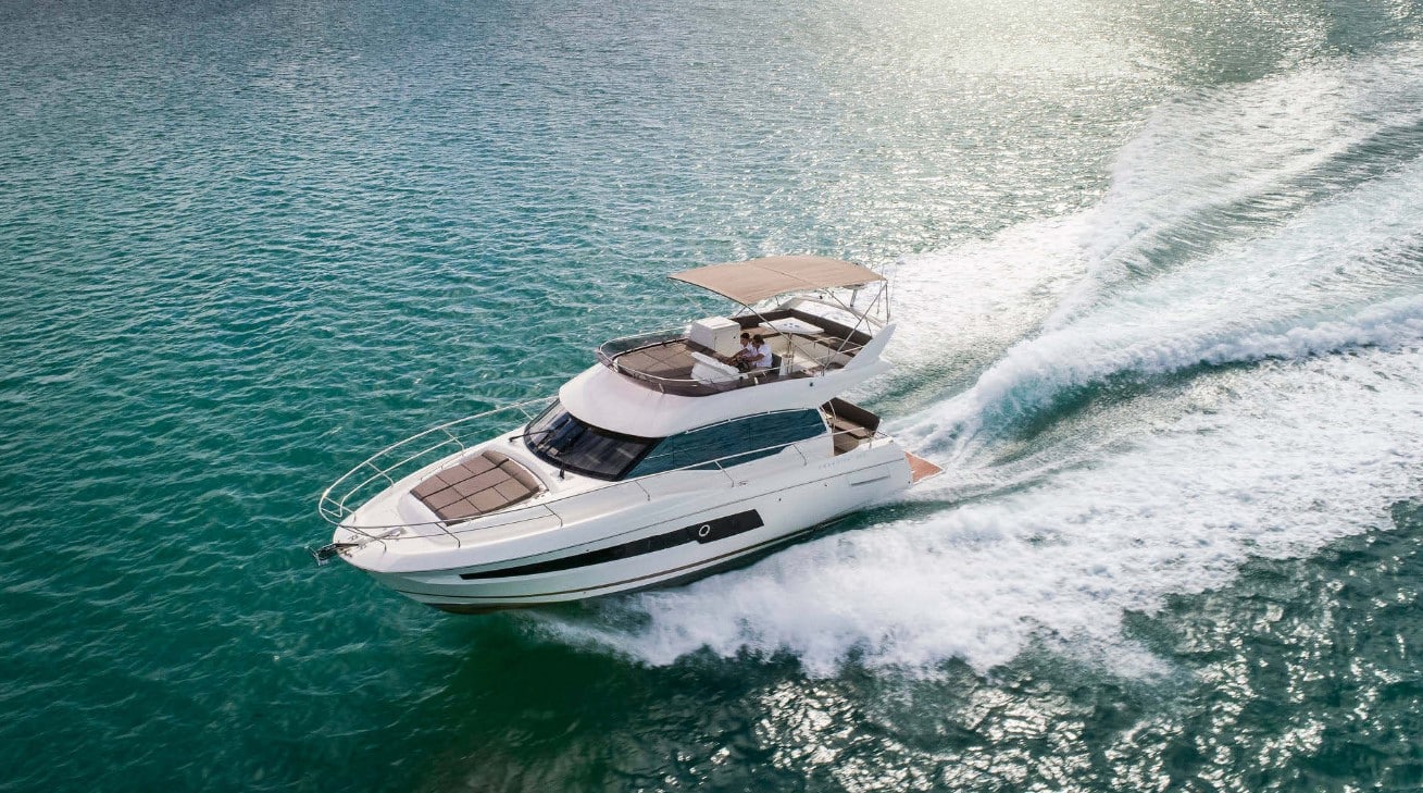 Prestige 460: A Good Looking Motor Yacht To Charter