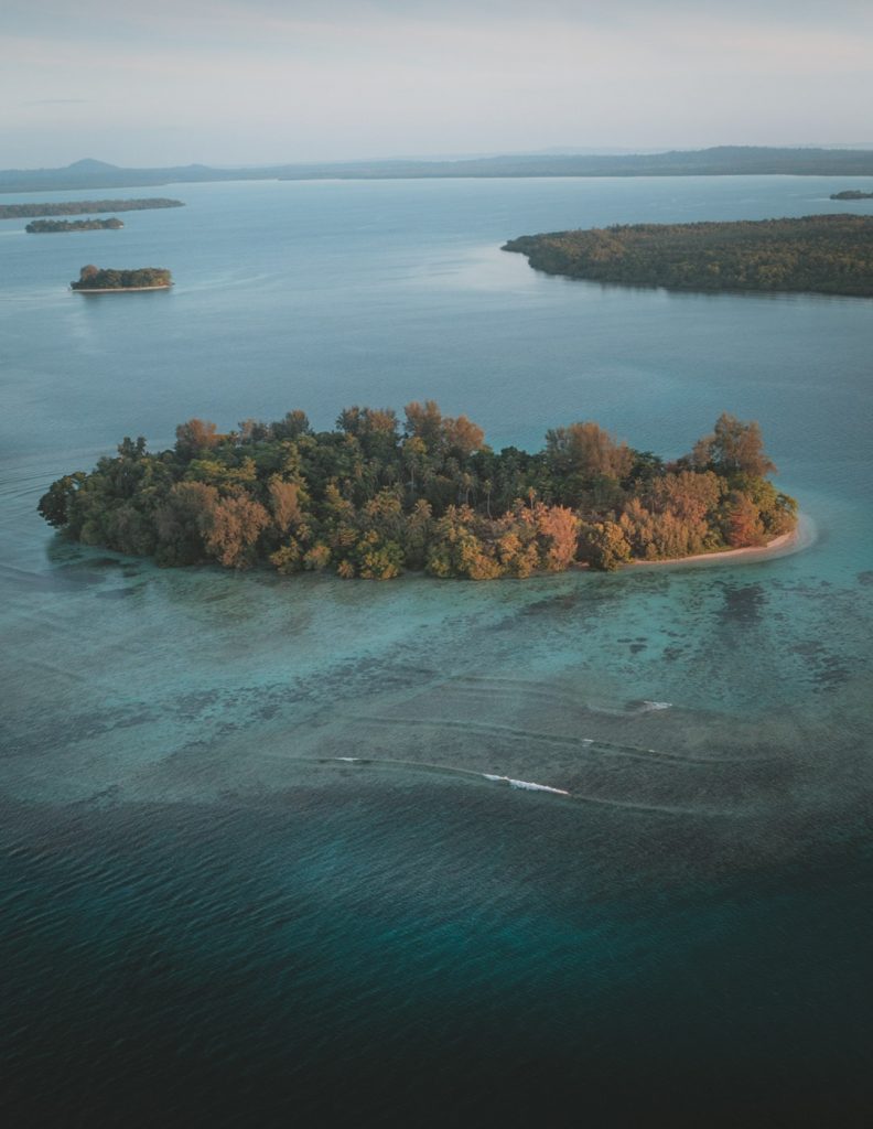 The Wild Islands Of Papua New Guinea Yachting The Coral Triangle.